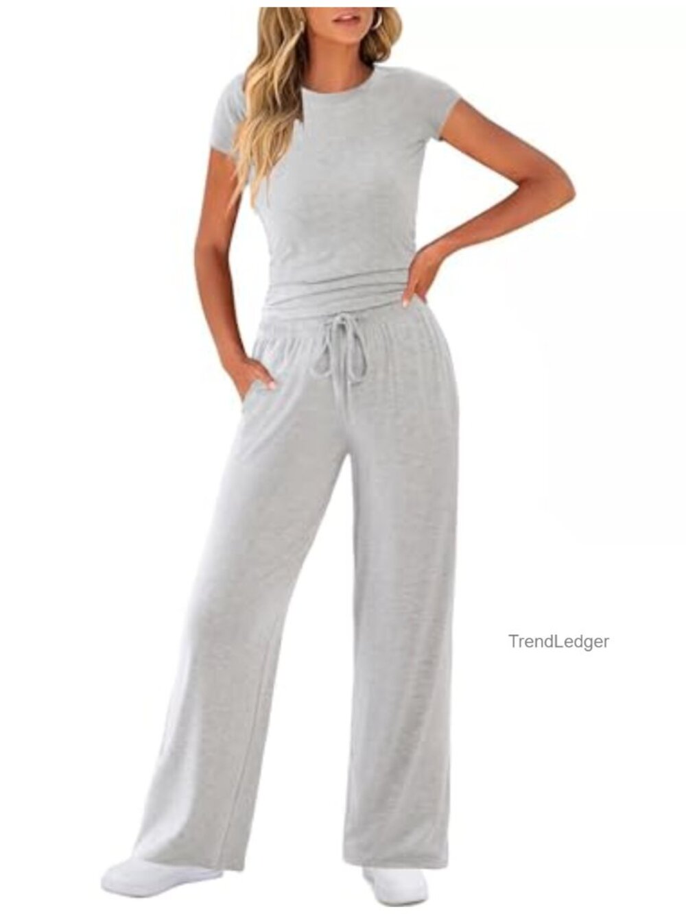 2 Piece Lounge Set Wide Leg Sweatpants Ruched Crop Top Travel Outfit